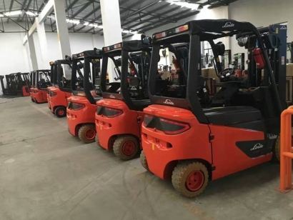 深圳進(jìn)口二手電動(dòng)叉車(chē)報(bào)關(guān)代理公司-18年經(jīng)驗(yàn)