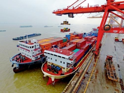 天津進(jìn)口報(bào)關(guān)行解說(shuō)天津港