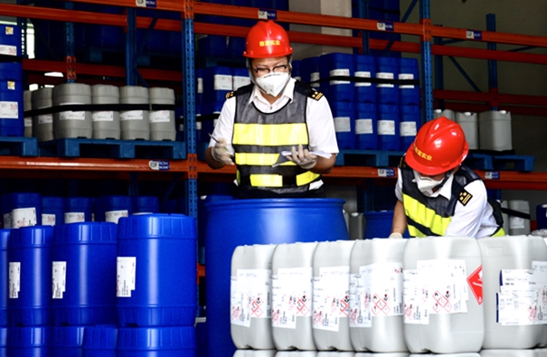 1634726015442323.jpg 廣州白云機場危險品報關_副本.jpg