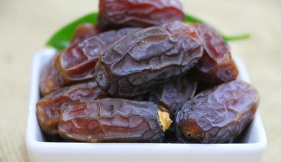 1599788277135721.jpg 進口椰棗清關(guān)